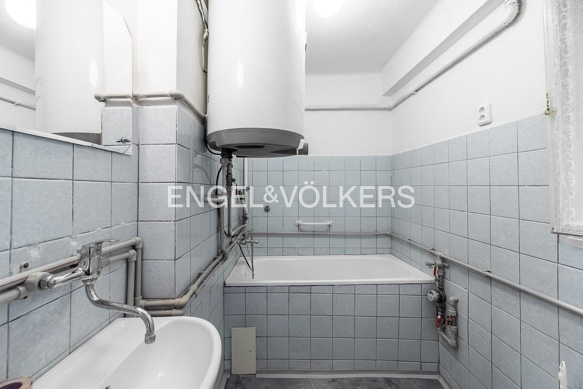 Pronájem byt 2+kk - Praha - Kobylisy, okres Praha 8, Hlavní město Praha, 44 m² - 5