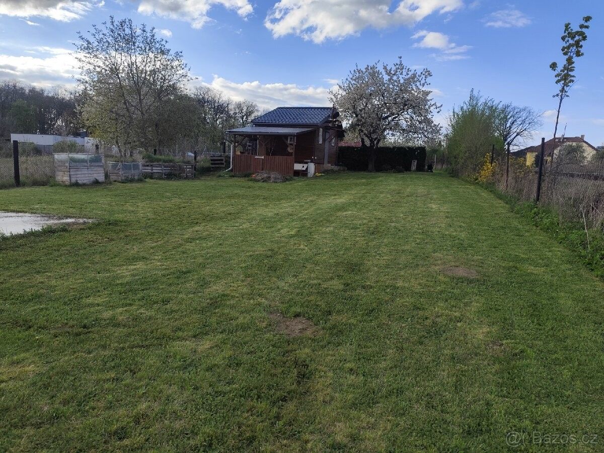 Zahrady, Bukovany, 262 72