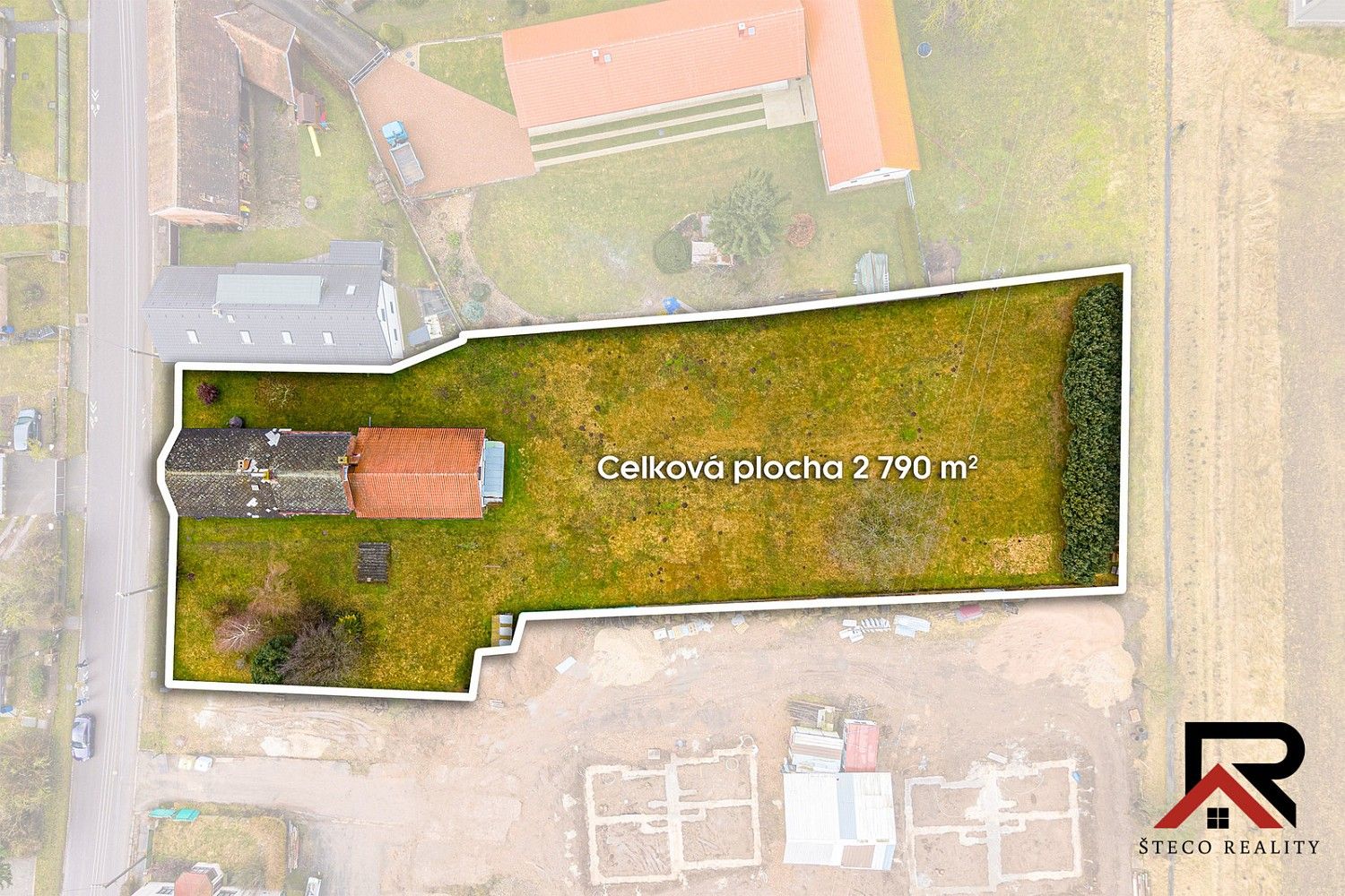 Rodinné domy, Lochenice, okres Hradec Králové, 209 m² - 1