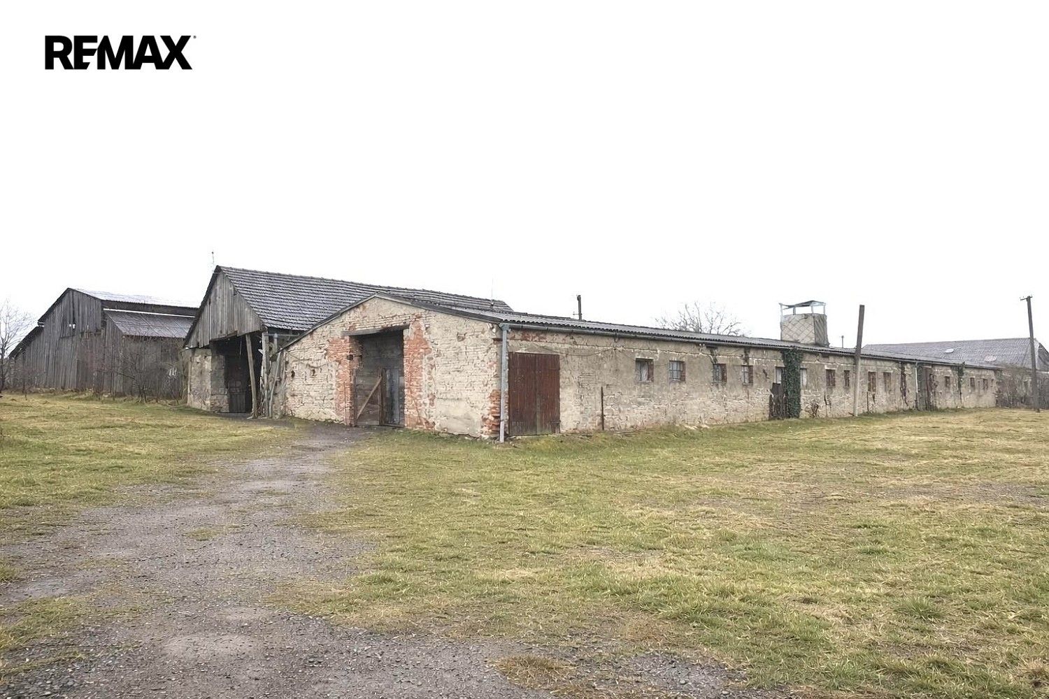 Zemědělský objekt, 1 200 m²