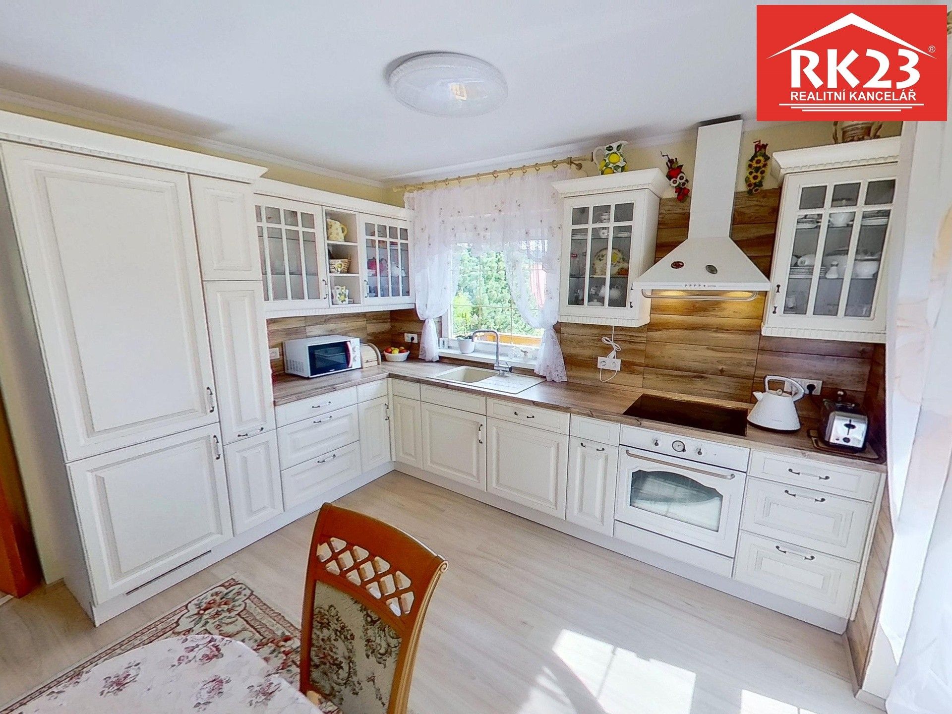 Prodej dům - Na Stráni, Valy, 170 m²