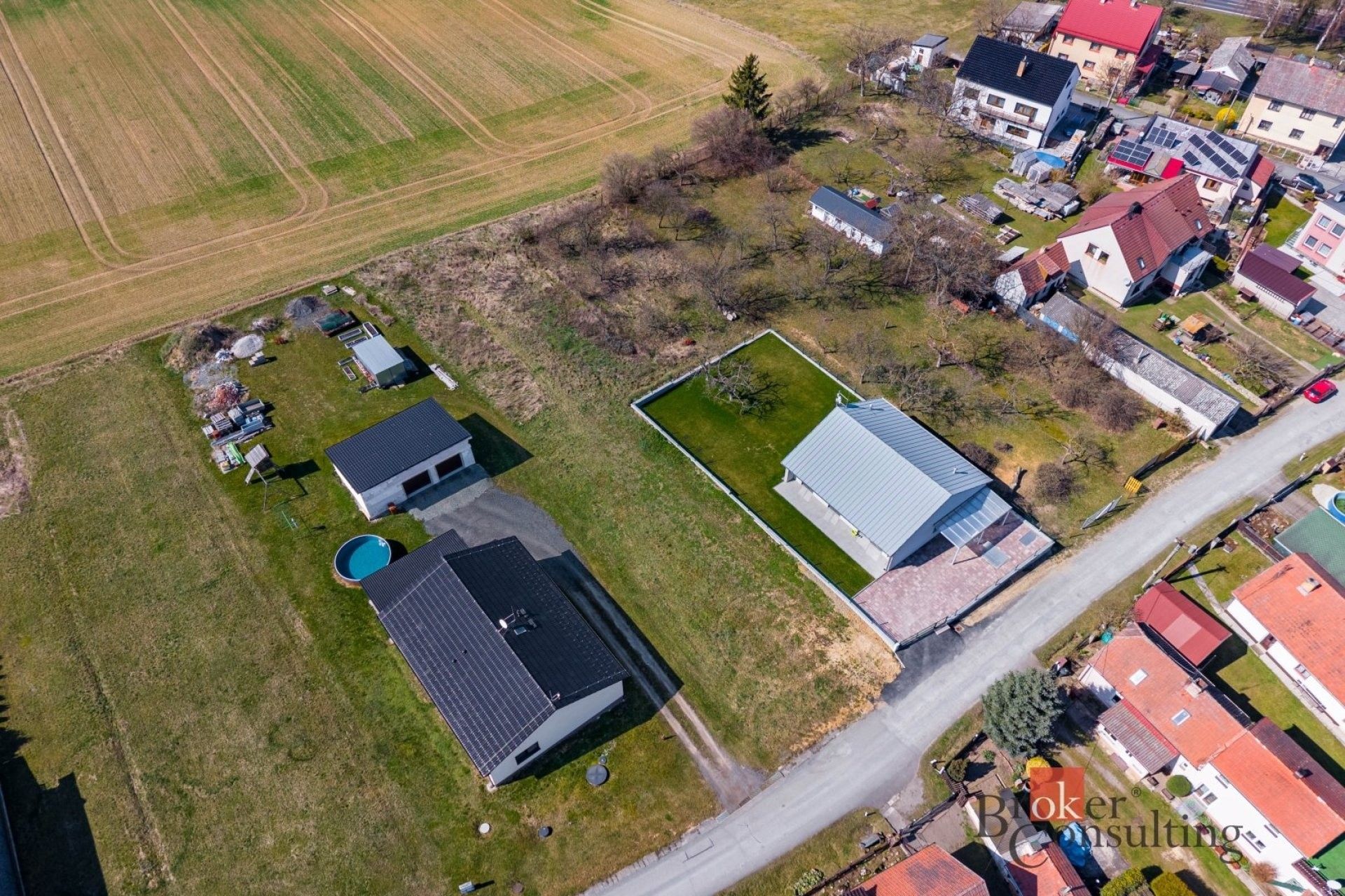 Prodej pozemek pro bydlení - Výrov, 787 m² - 5
