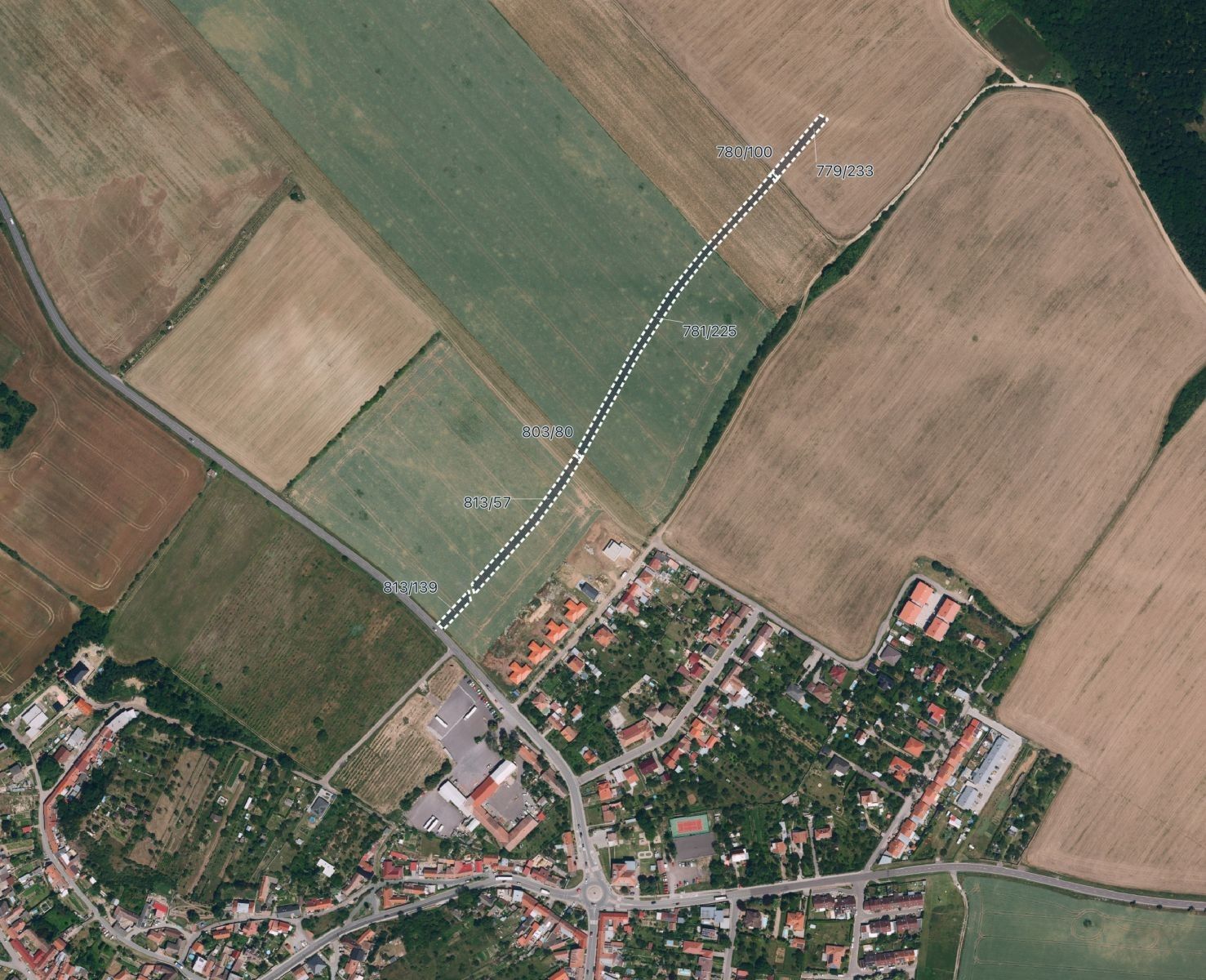 Zemědělské pozemky, Kuchařovice - 2