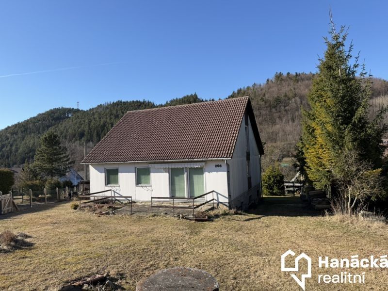 Rodinné domy, Rusava, 190 m²