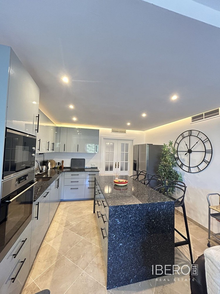 Prodej byt 4+kk - Calahonda, Španělsko, 116 m² - 5