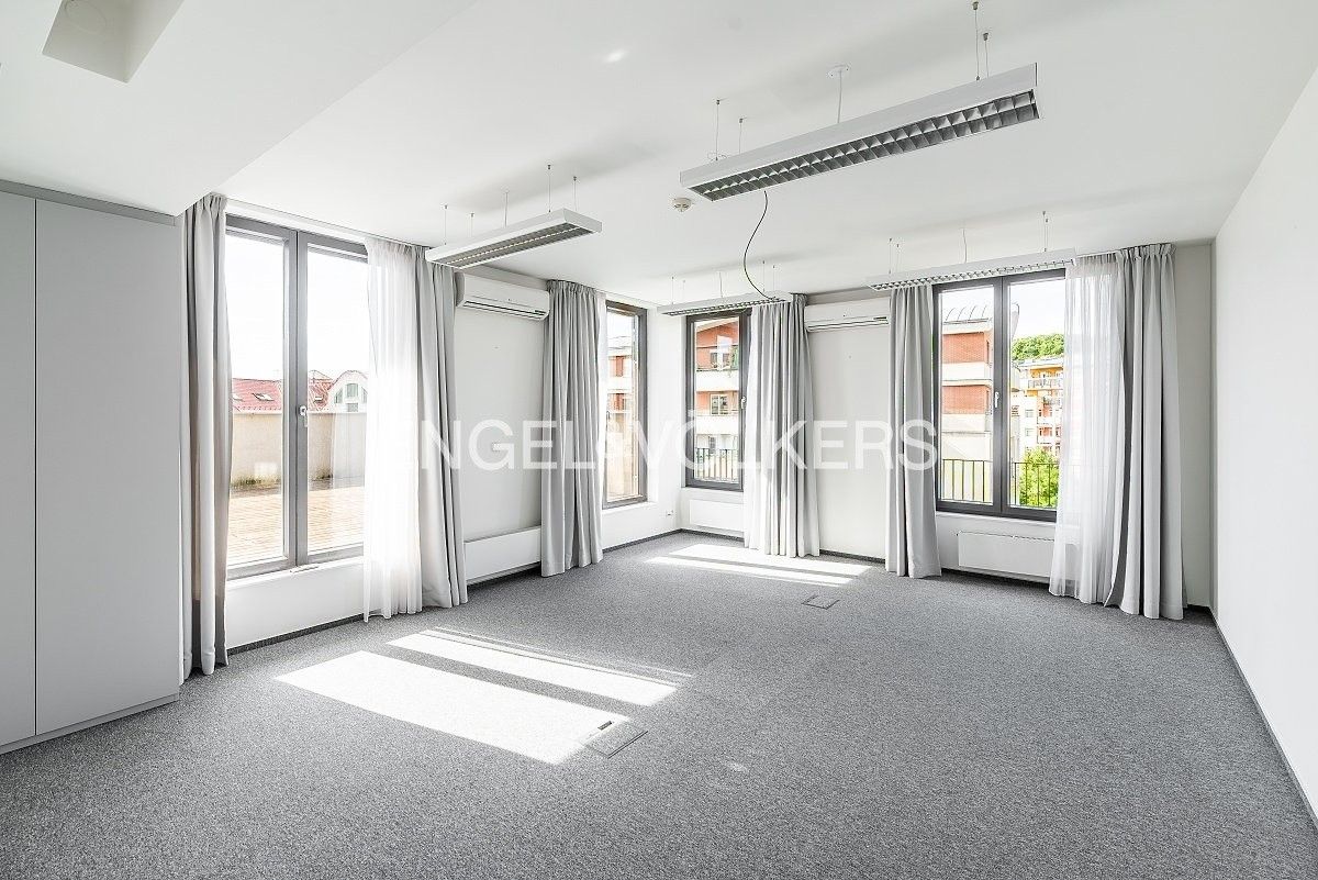 Kancelář · 417 m² · Sokolovská 979, Praha Vysočany - 4