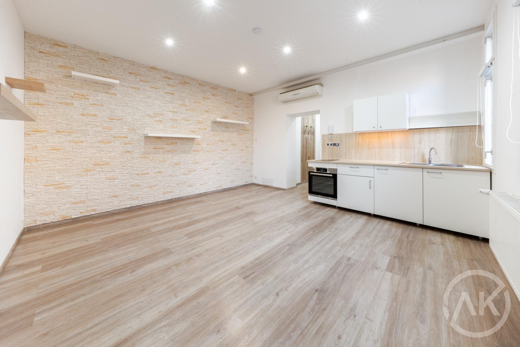 1+kk, Jana Palacha, Bohumín, 38 m²