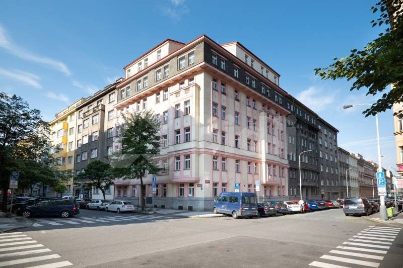 Prodej byt 3+1 - Kolínská, Vinohrady, Praha, 113 m²