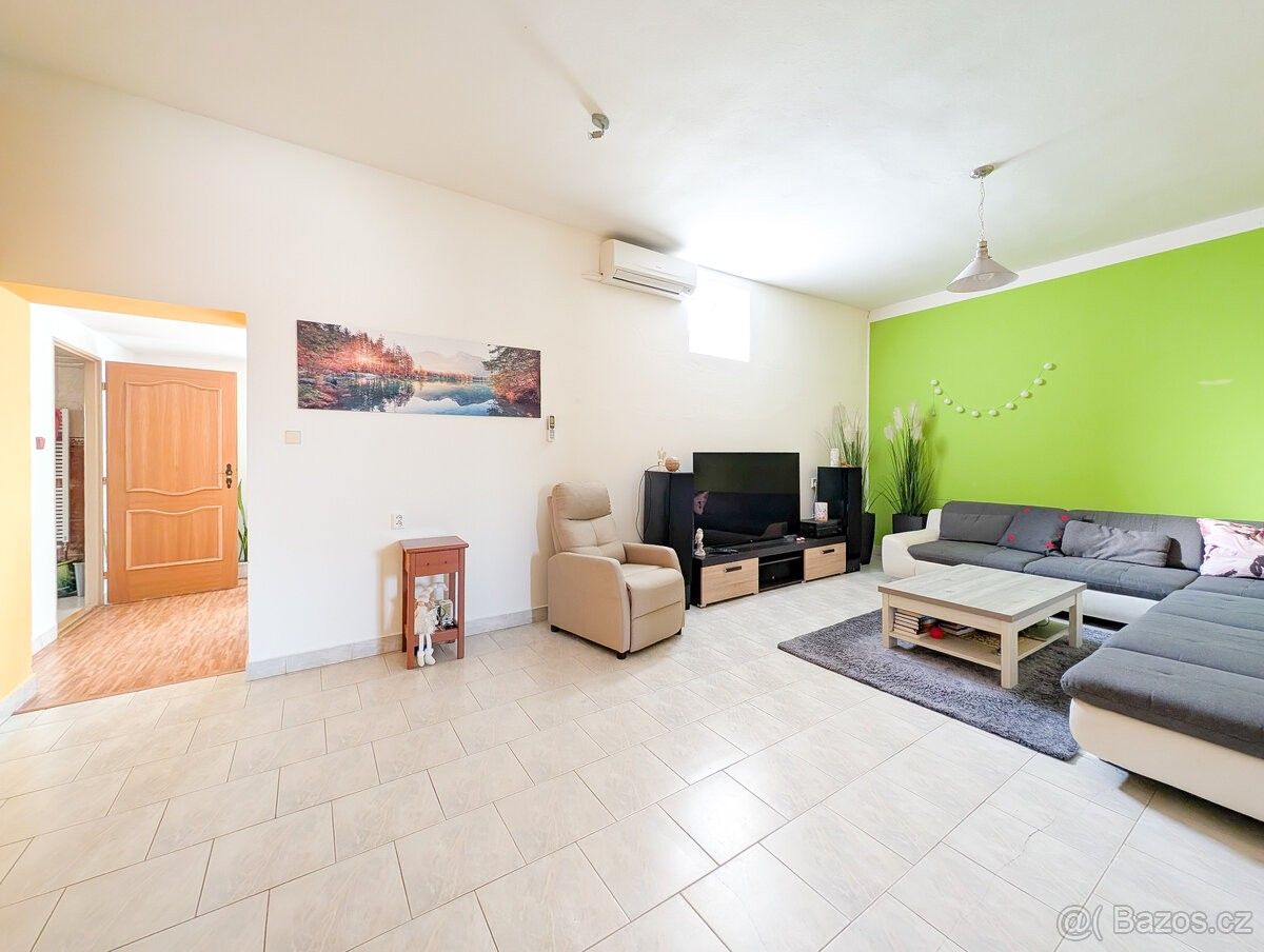 Pronájem byt - Ivančice, 664 91