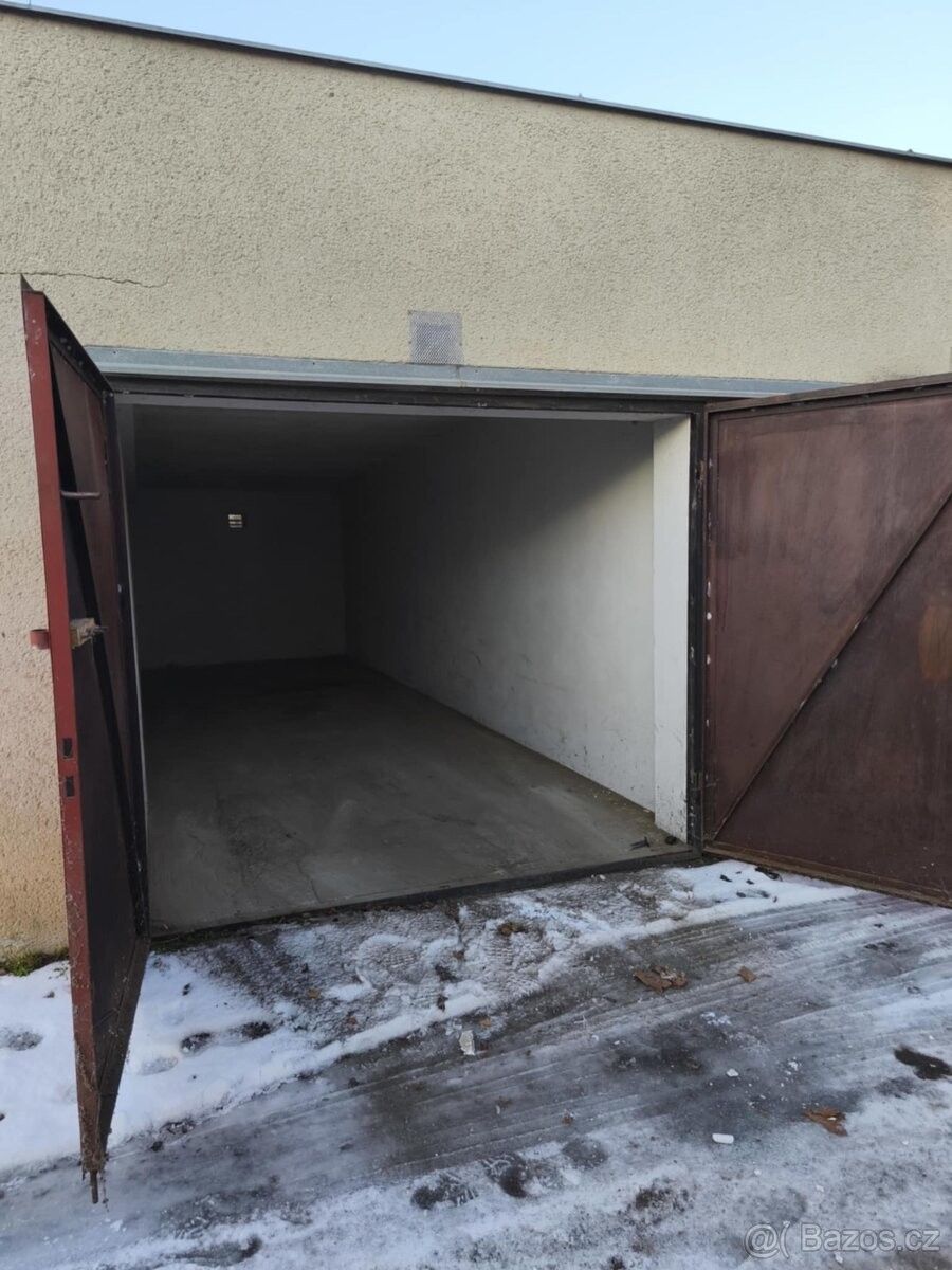 Garáže, Prostějov, 796 01