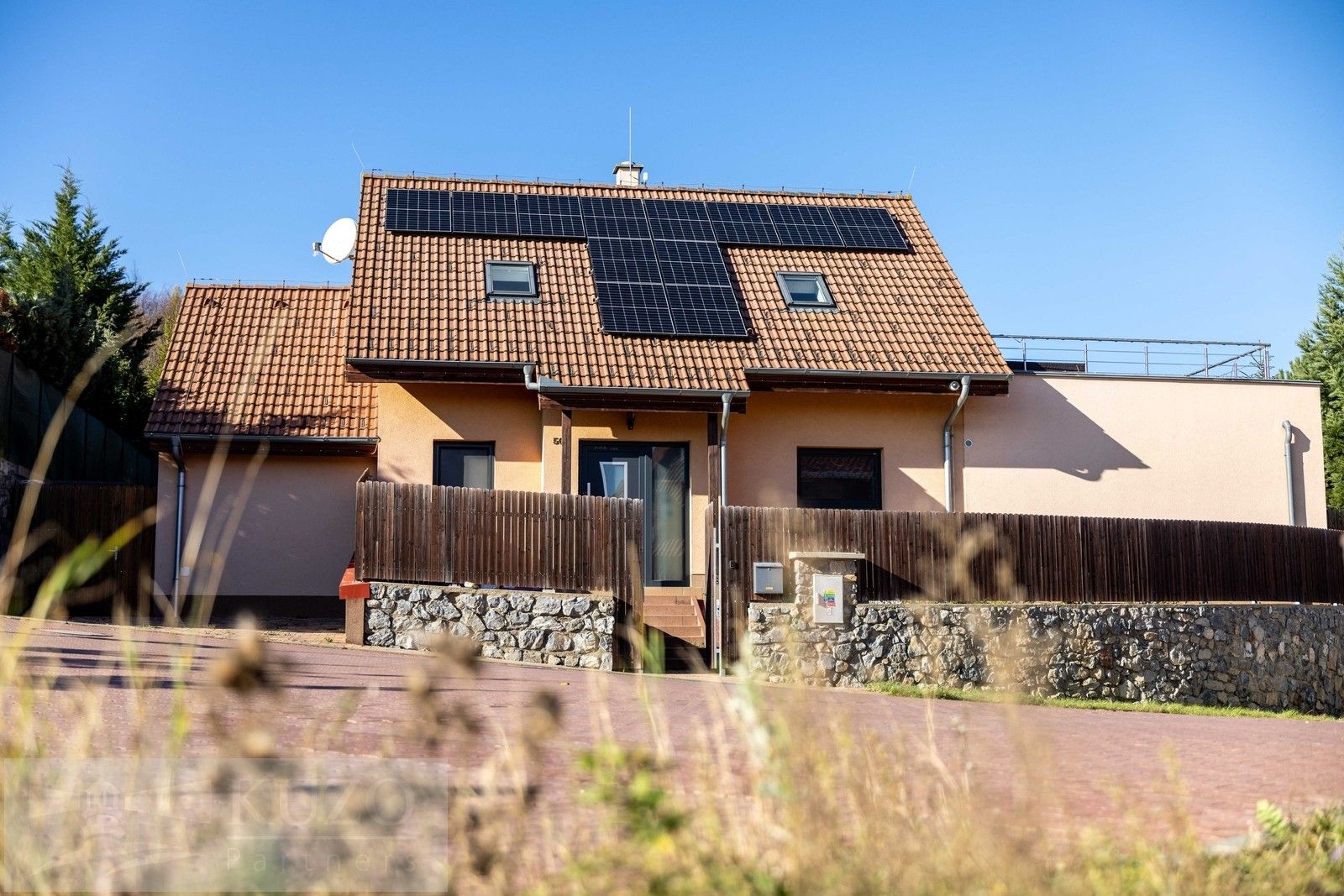 Prodej rodinný dům - Březina, 184 m²