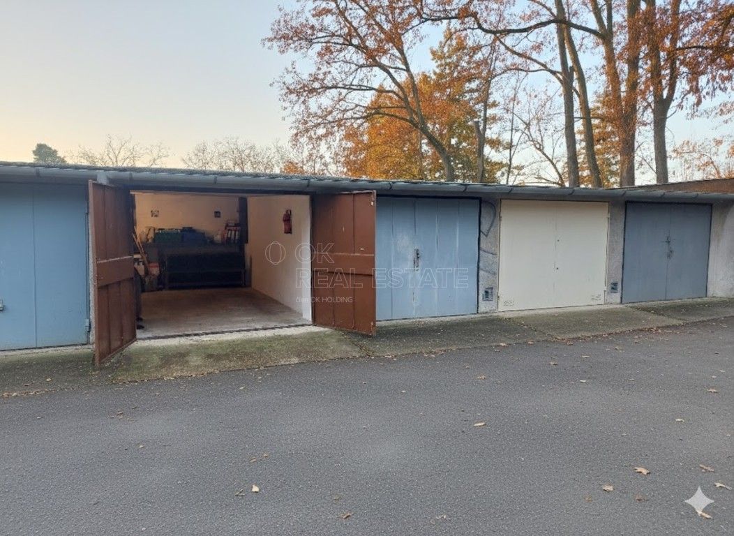 Garáže, Brno, 15 m²