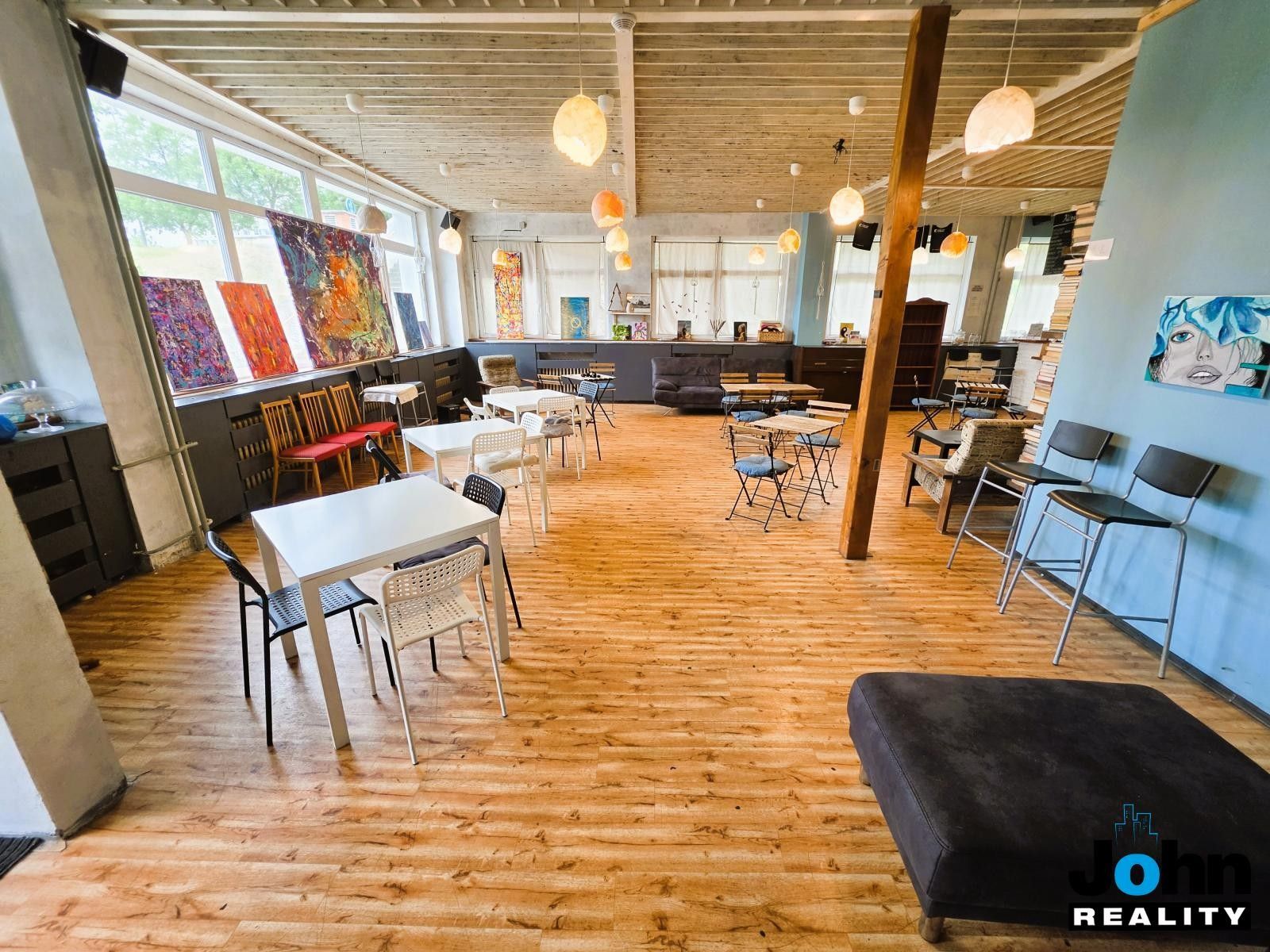Restaurace, Most – pohled 5