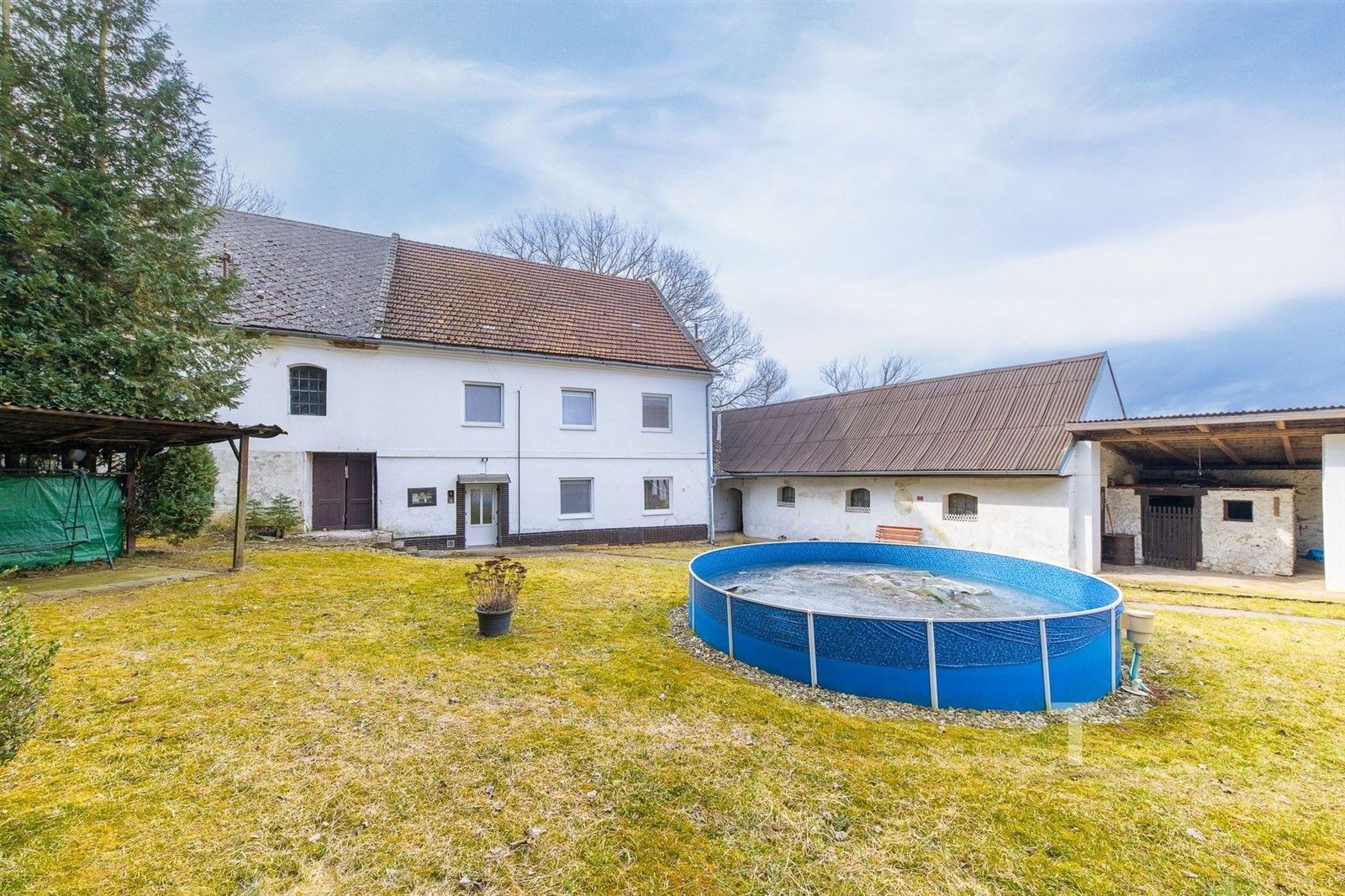Zemědělské usedlosti, Jaroměřice, 658 m² - 1