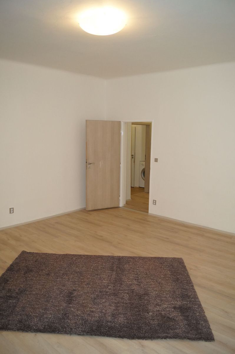 Pronájem kancelář - Heřmanova, Praha - Holešovice, 52 m² - 5