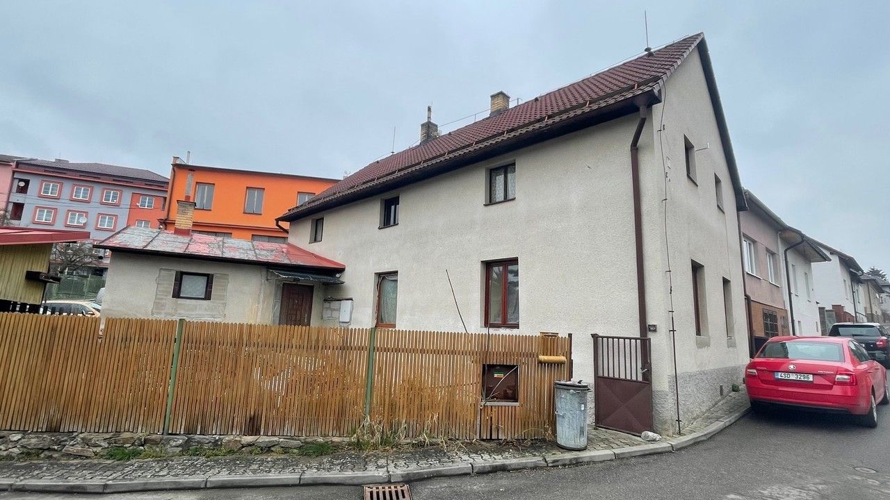 Rodinné domy, Lovčen, Ledeč nad Sázavou, 160 m²