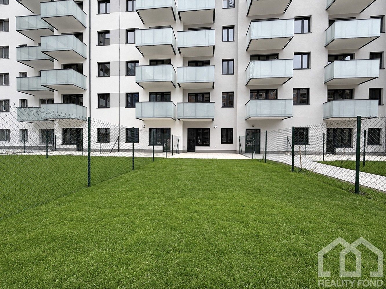 Byt 1+kk · 32 m² · Praha - Hostivař, okres Praha 15, Hlavní město Praha - 3