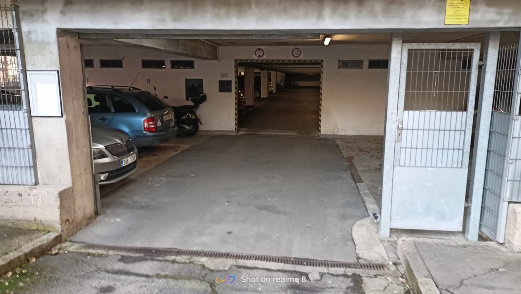 Pronájem garáž - Na Vrších, Praha - Strašnice, 12 m² - 5