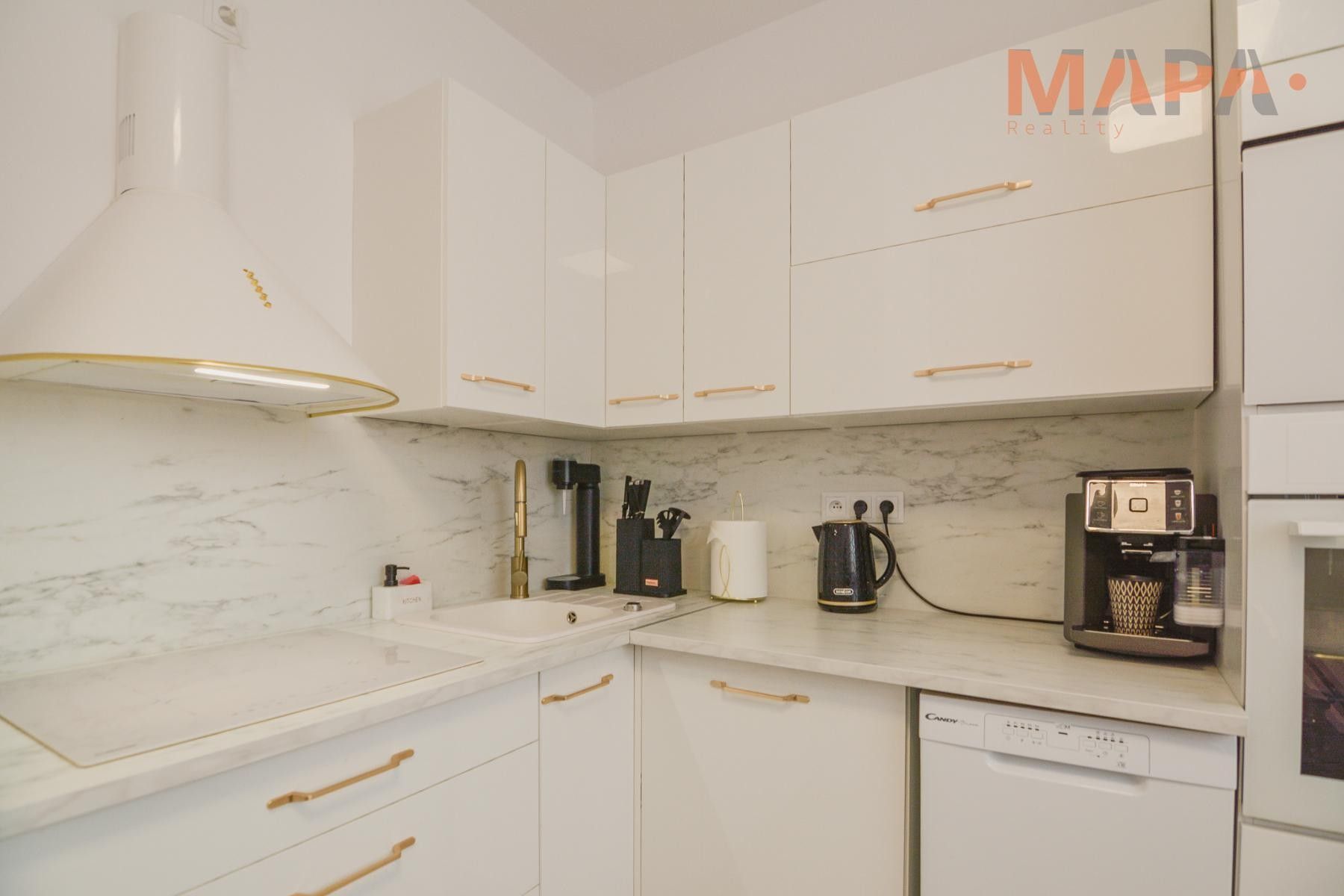 3+1, Na Borku, Jirkov, 72 m²