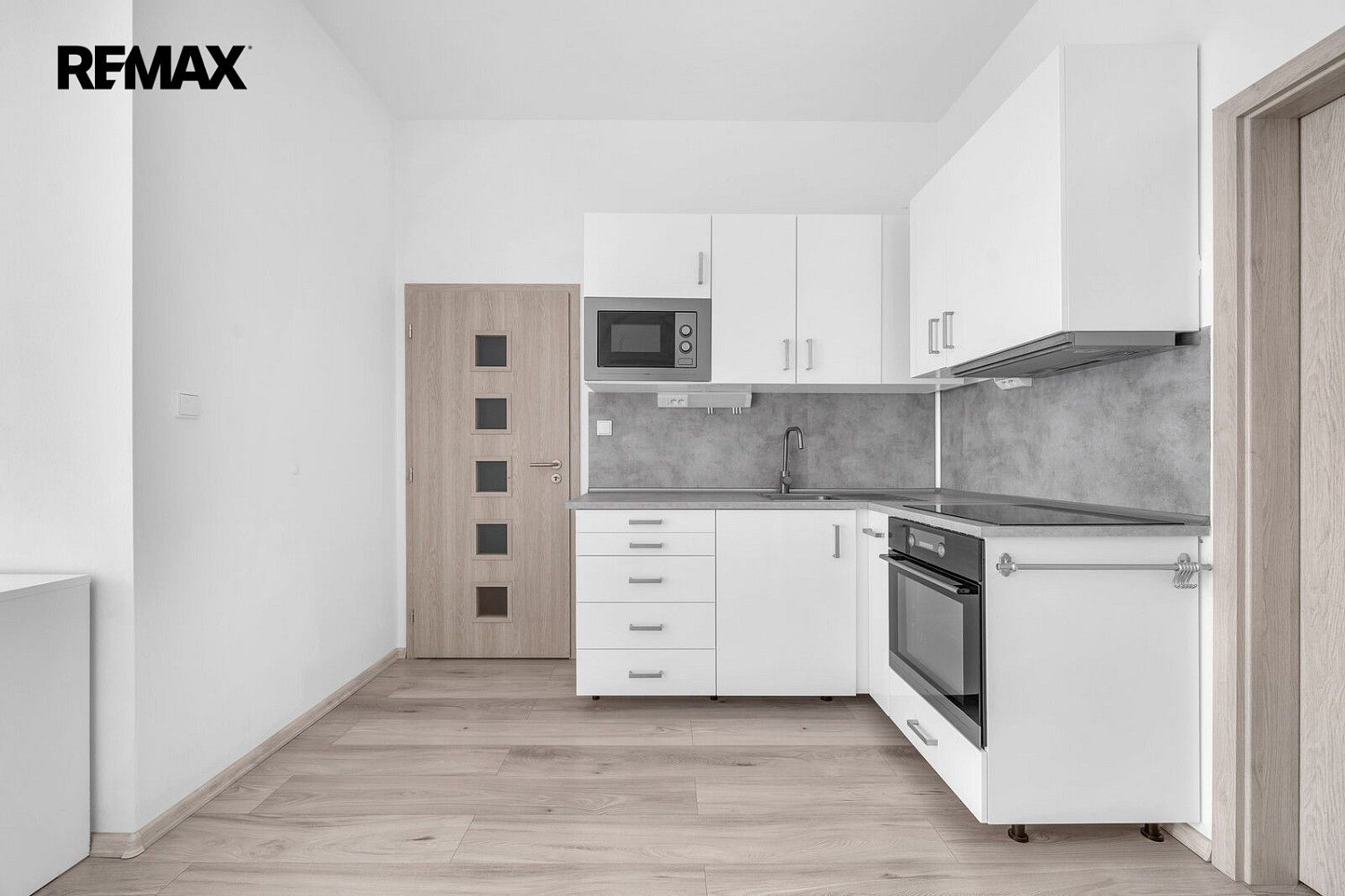 Pronájem byt 2+kk - Milovice - Mladá, okres Nymburk, Středočeský kraj, 44 m² - 5