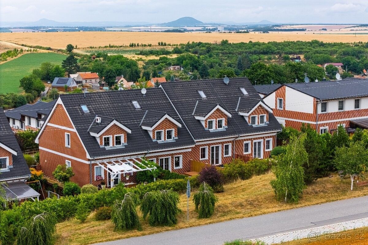 Prodej rodinný dům - Olovnice, 273 26