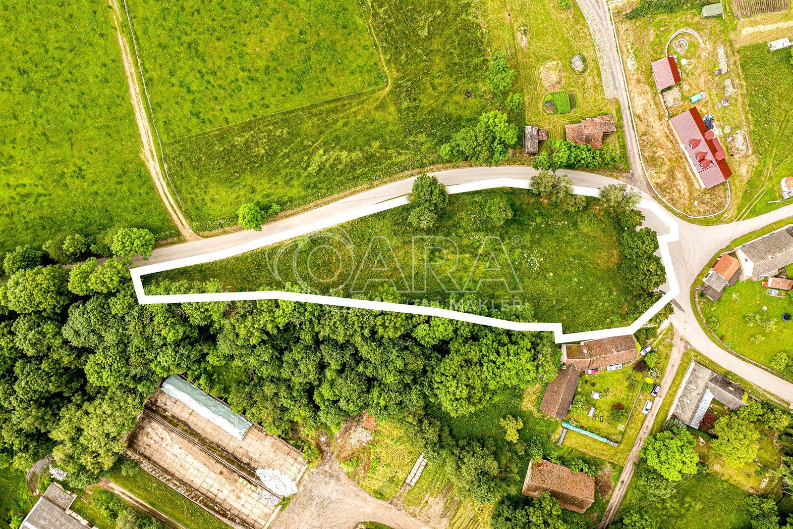 Prodej komerční pozemek - Čestice, 4 m²