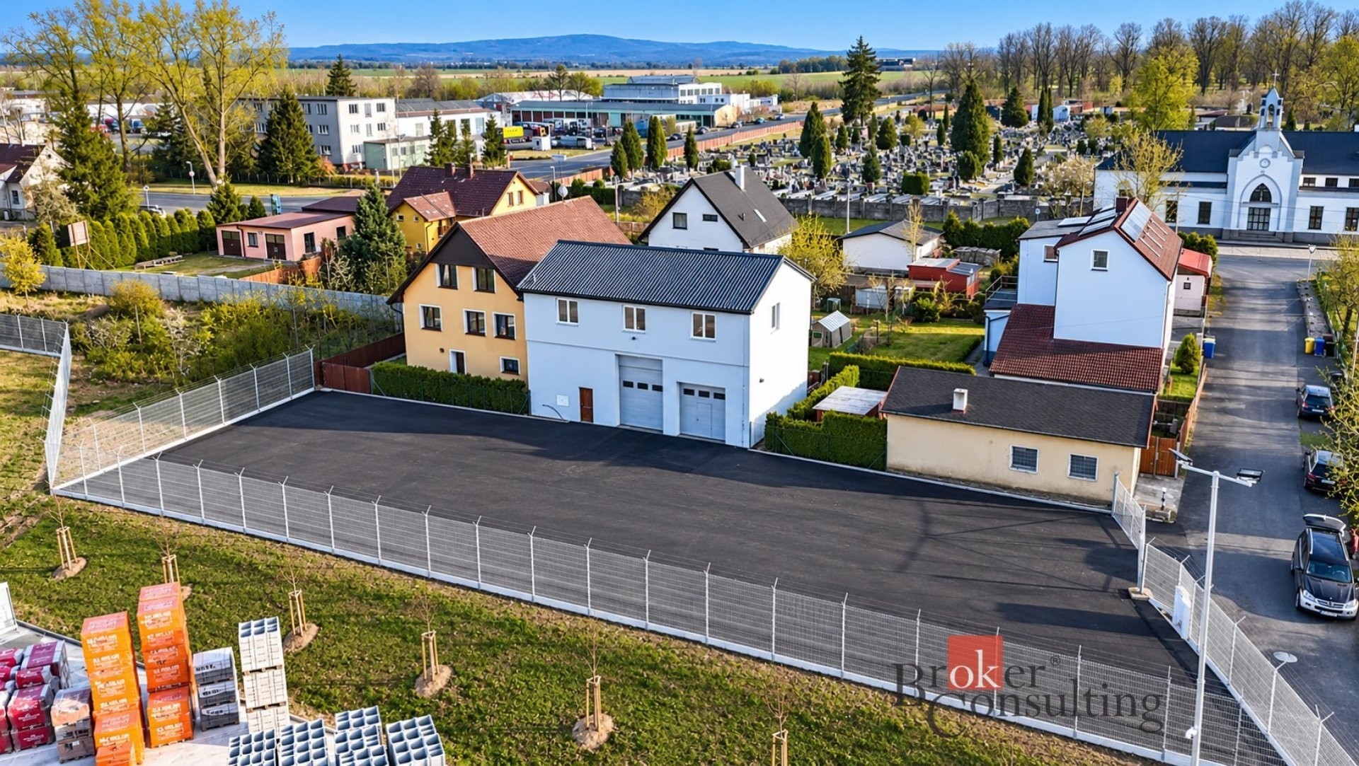 Komerční nemovitost · 1 100 m² · Kamenická 146, Cheb Hradiště - 1