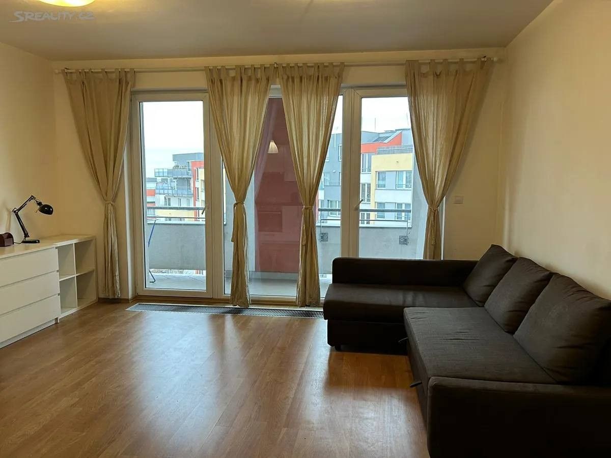 Byt 1+kk · 40 m² · Sazovická, Praha - 4