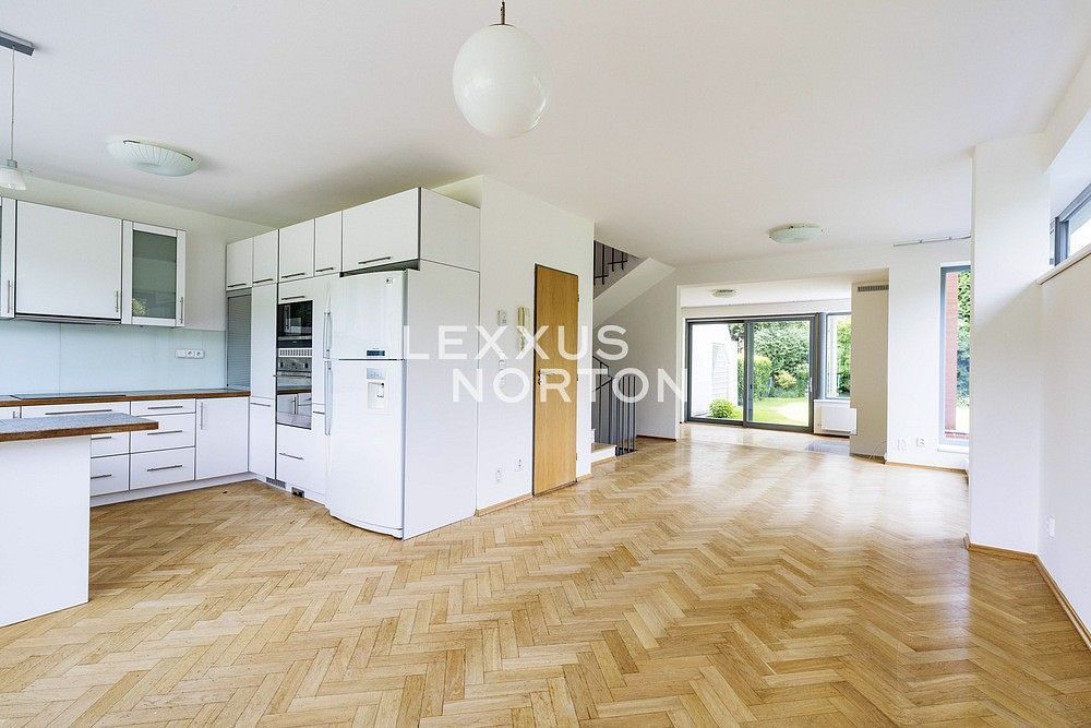 Pronájem rodinný dům - Praha - Nebušice, okres Praha 6, Hlavní město Praha, 230 m² - 5