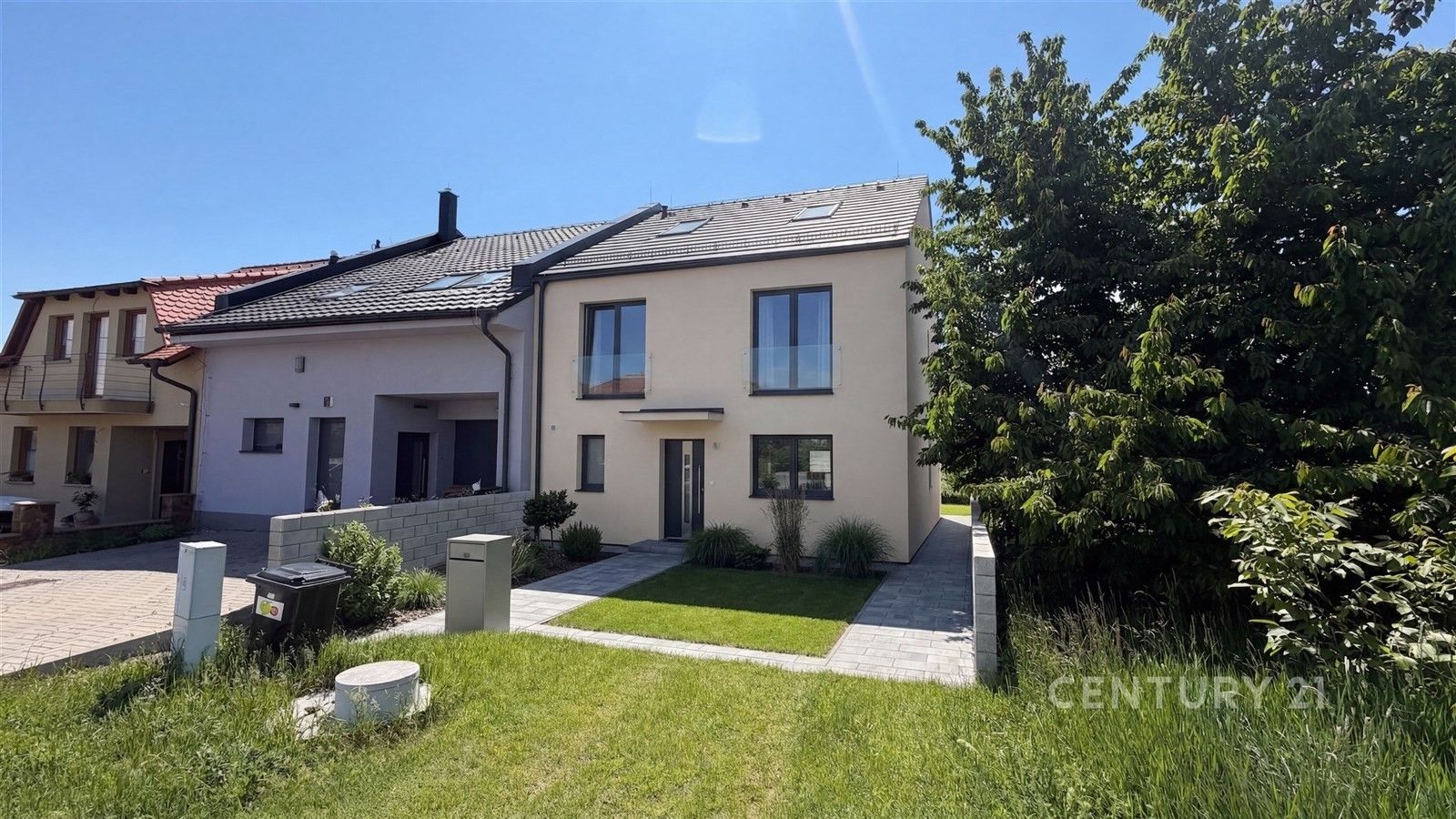 Pozemky pro bydlení, Šakvice - 2