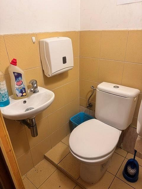 Pronájem obchodní prostory - U Tržiště, Plzeň - Jižní Předměstí, 55 m² - 5