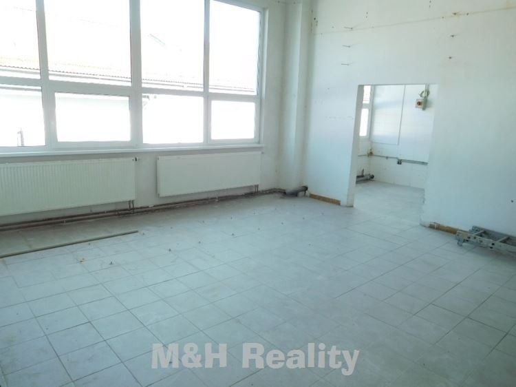 Pronájem sklad - Frýdlant nad Ostravicí, 739 11