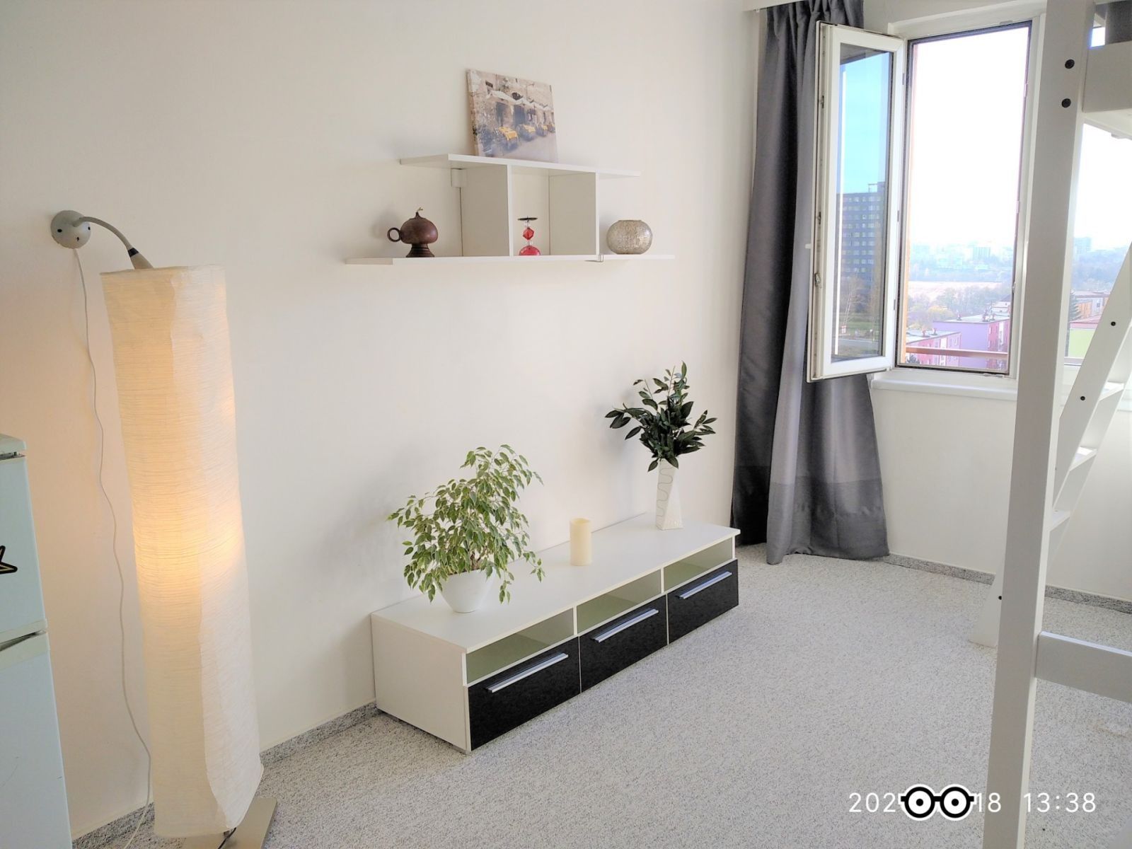 Pronájem byt 1+kk - Jasmínová, Praha - Záběhlice, 24 m² - 2