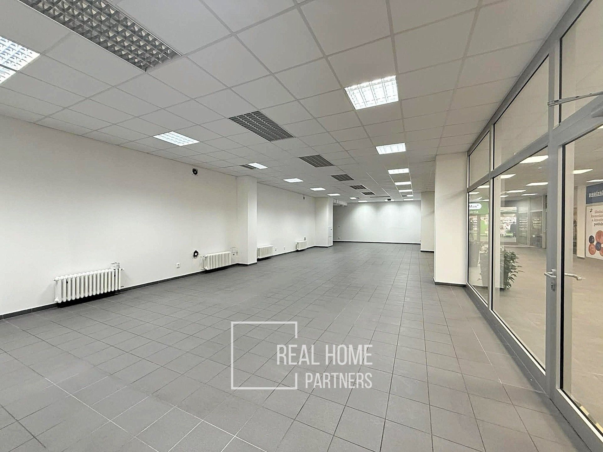 Obchodní prostory, Kubíčkova, Brno, 150 m² - 1