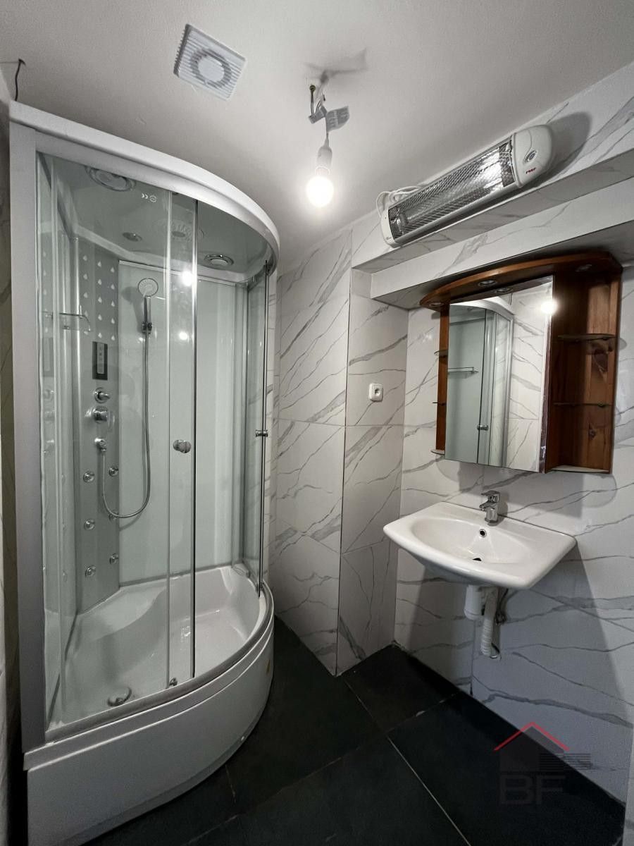 Kanceláře, Mikovcova  , Česká Lípa, 25 m² - 2