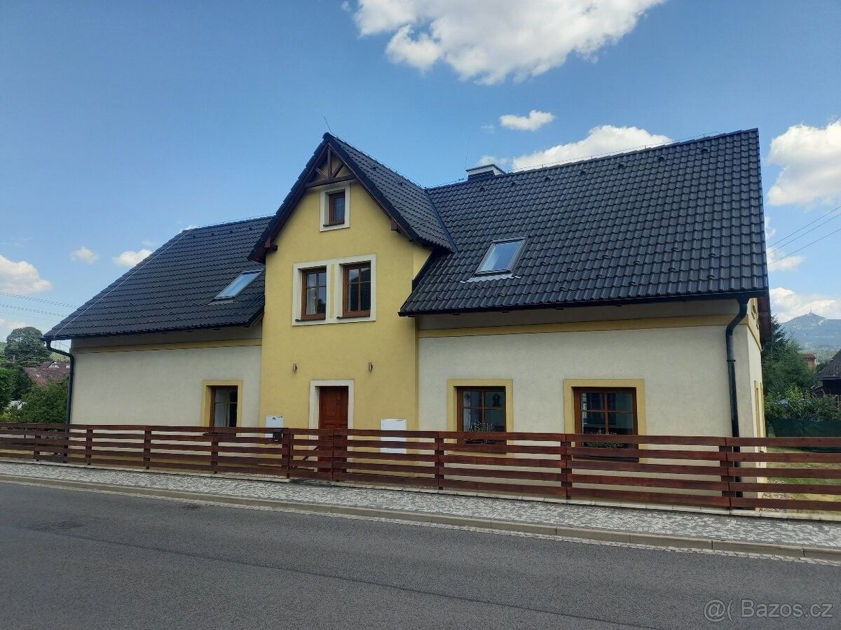 Rodinné domy, Osečná, 463 52