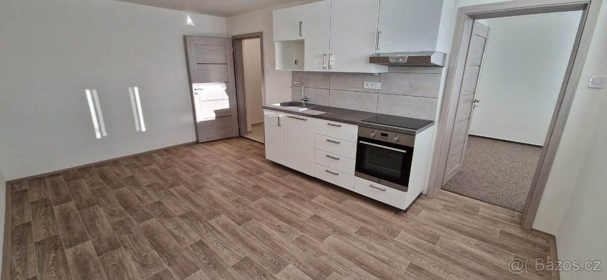 Byty, Střelské Hoštice, 387 15