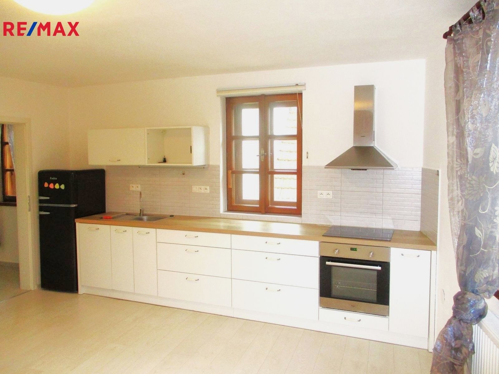 Pronájem byt 2+kk - Na Hradbách, Jindřichův Hradec, 55 m²