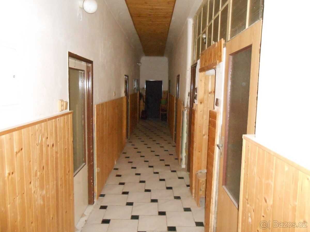 Rodinný dům · Úlibice, 507 07 - 3