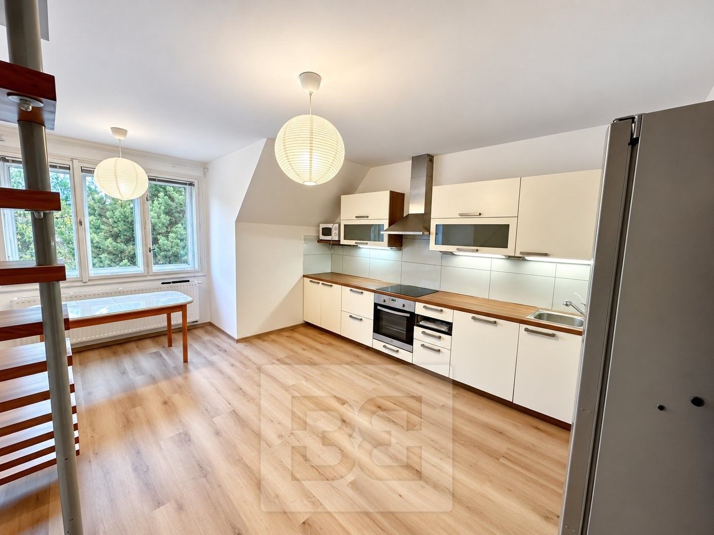 4+kk, Na rozdílu, Praha, 99 m² - 1