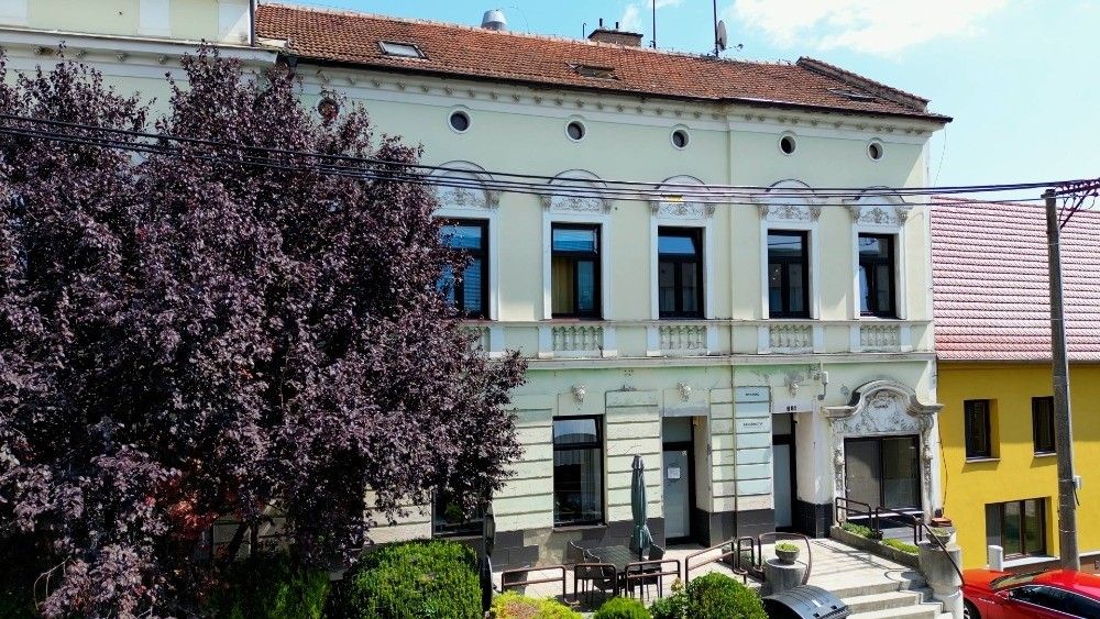 Prodej obchodní prostory - Slavkov u Brna, 684 01