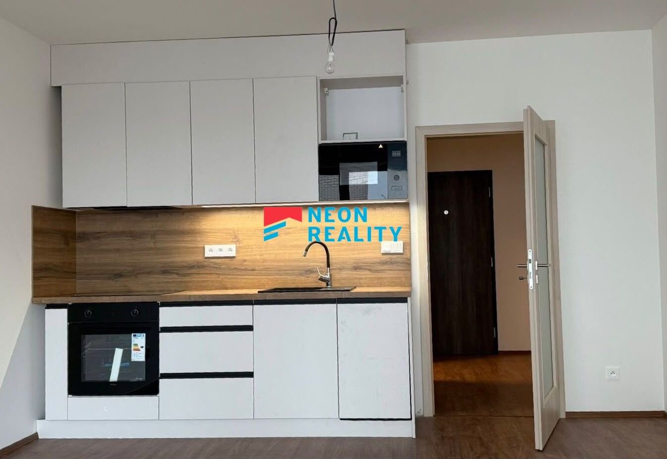 Pronájem byt 1+kk - Císařského pluku, Opava Předměstí, 35 m² - 1