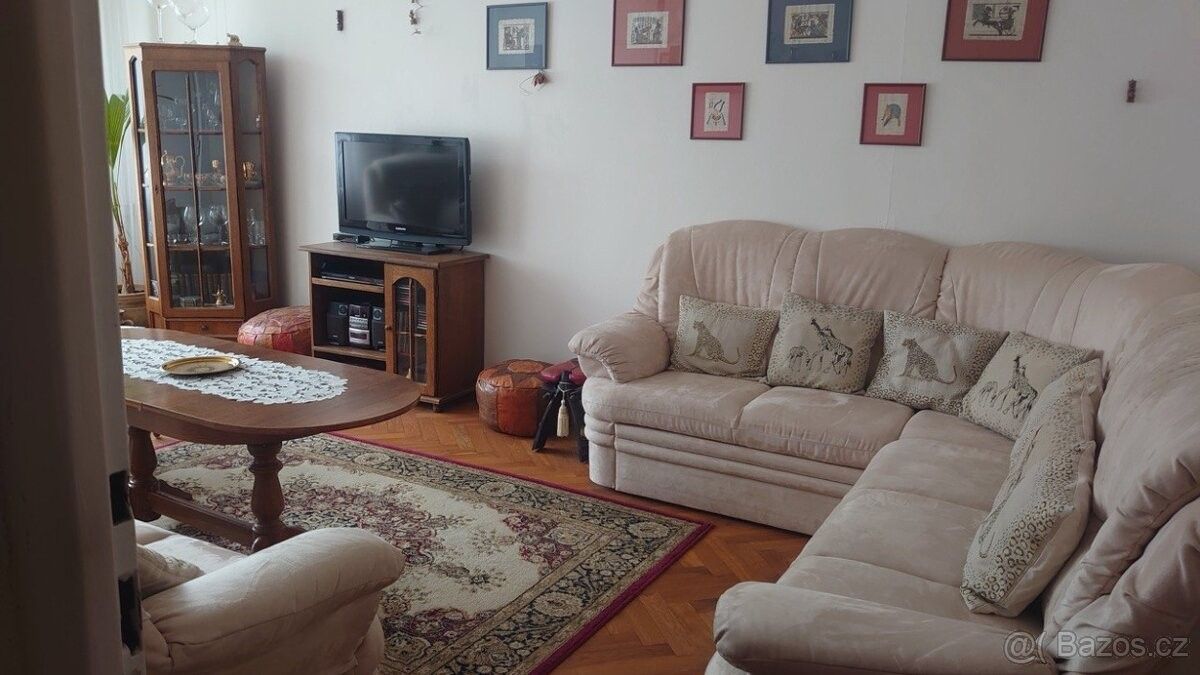 Byty, Karlovy Vary, 360 17