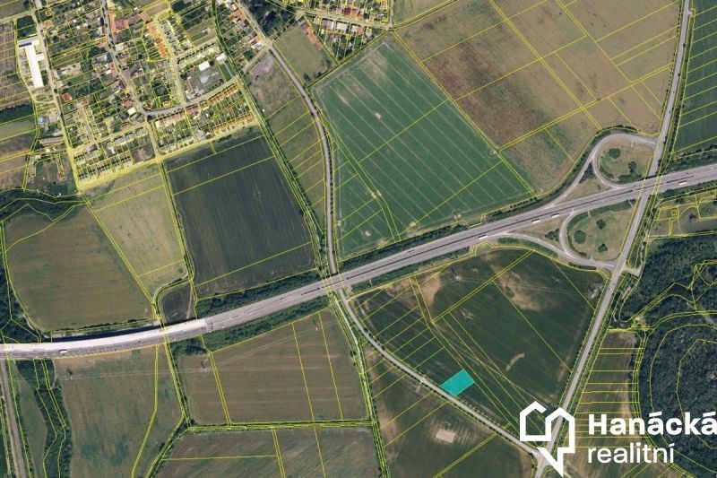 Prodej zemědělský pozemek - Olomouc