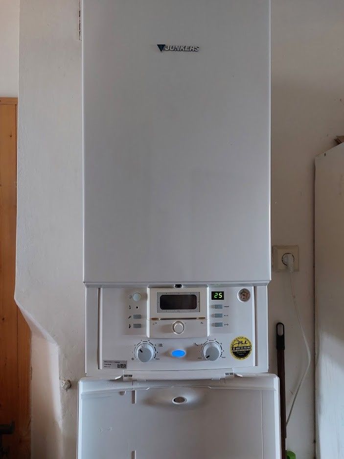 Prodej rodinný dům - Karlovarská 91, Jeneč, 220 m² - 5