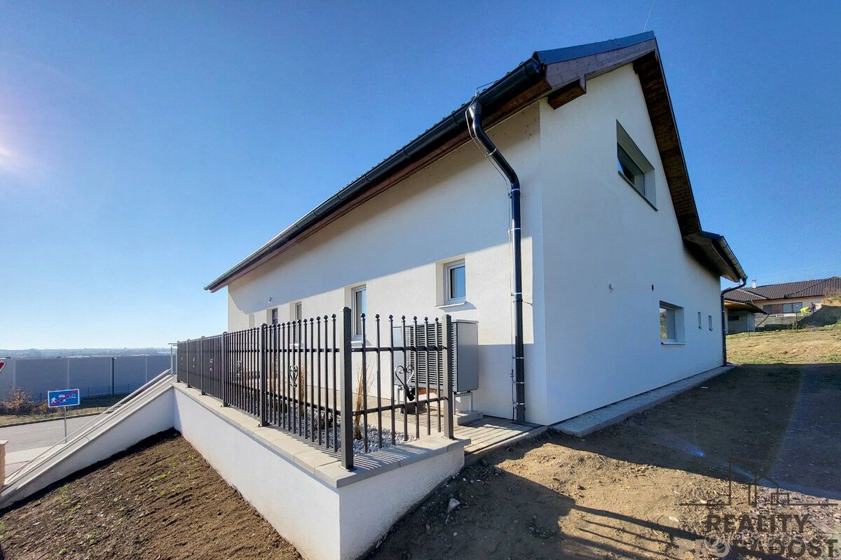 Rodinné domy, Dobšice, 671 82