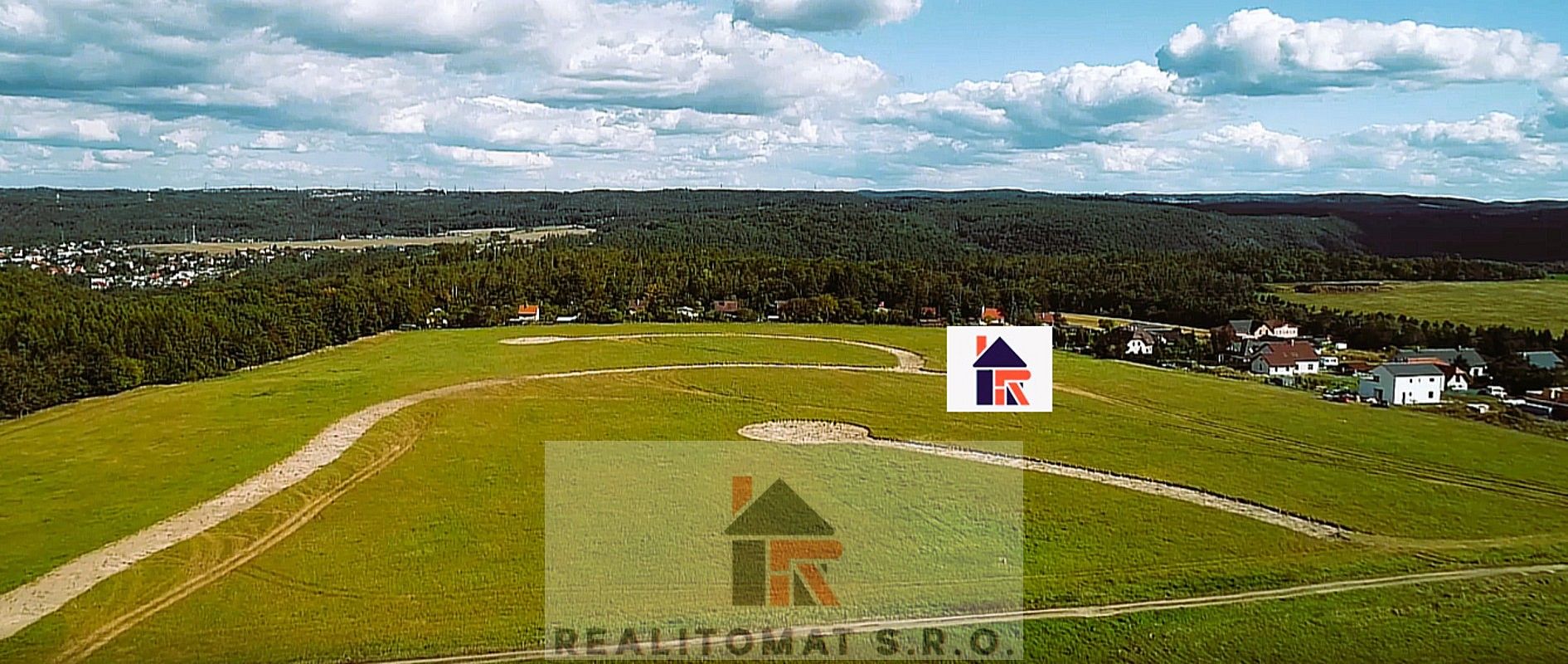 Pozemek pro bydlení, 596 m²