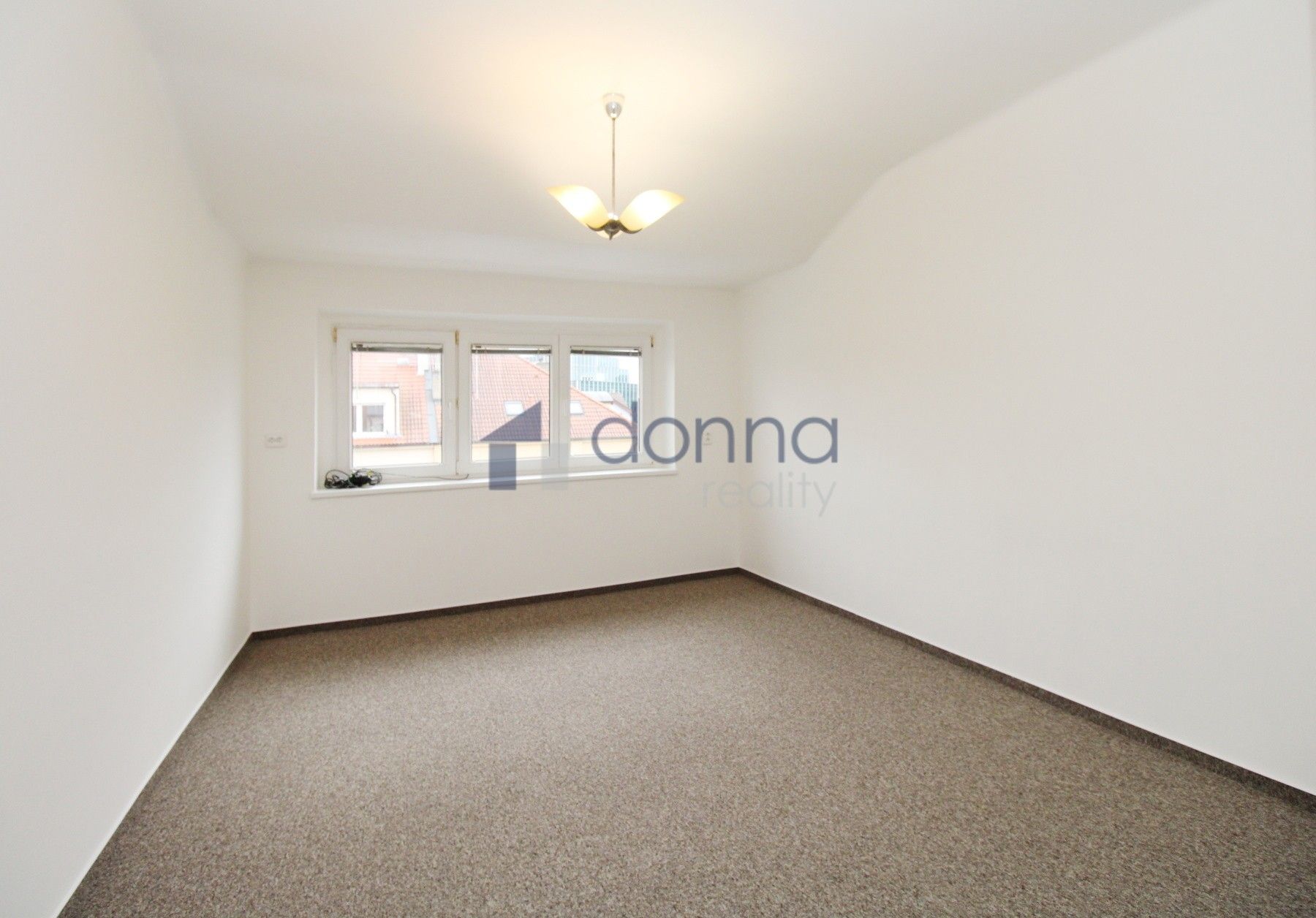 Pronájem byt 2+kk - Na Farkáně III, Praha, 45 m²