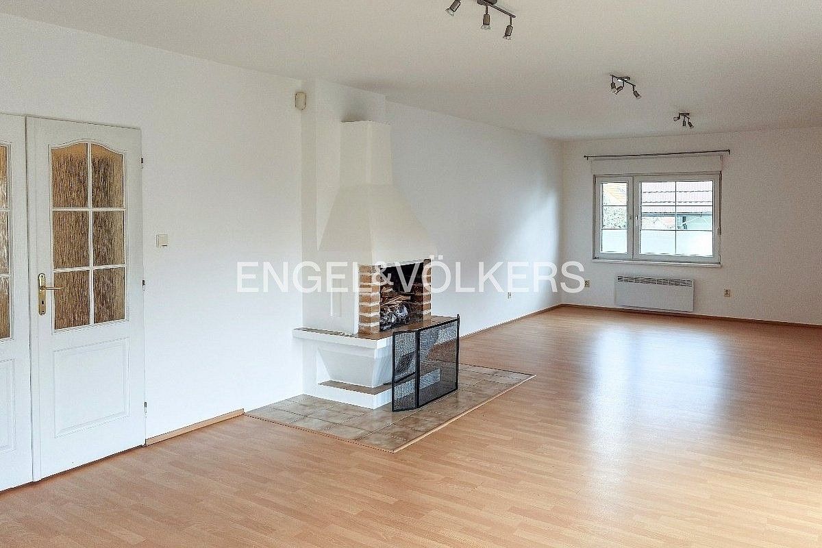 Rodinný dům, 365 m²