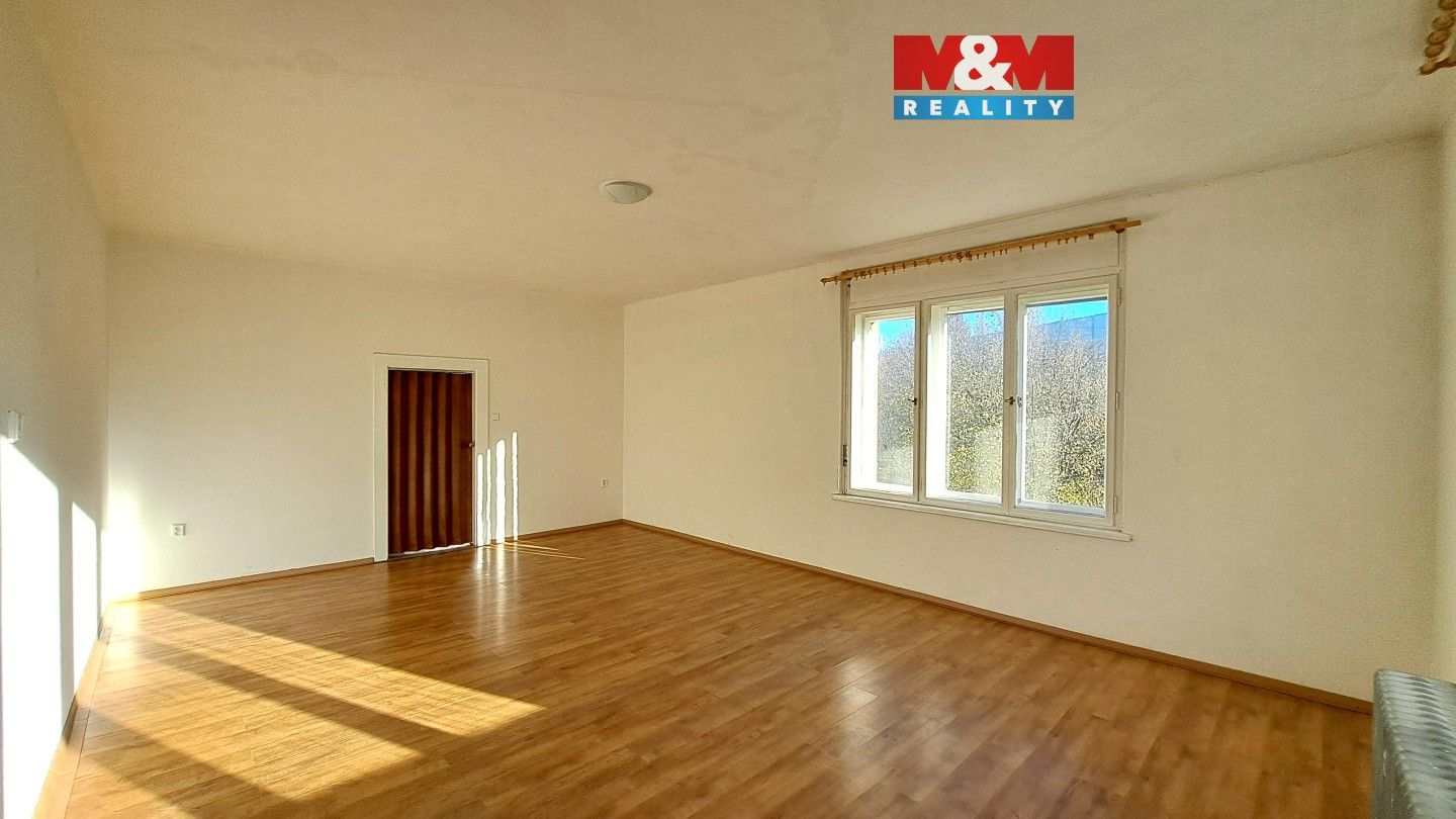 3+kk, Zbečník, Hronov, 97 m²